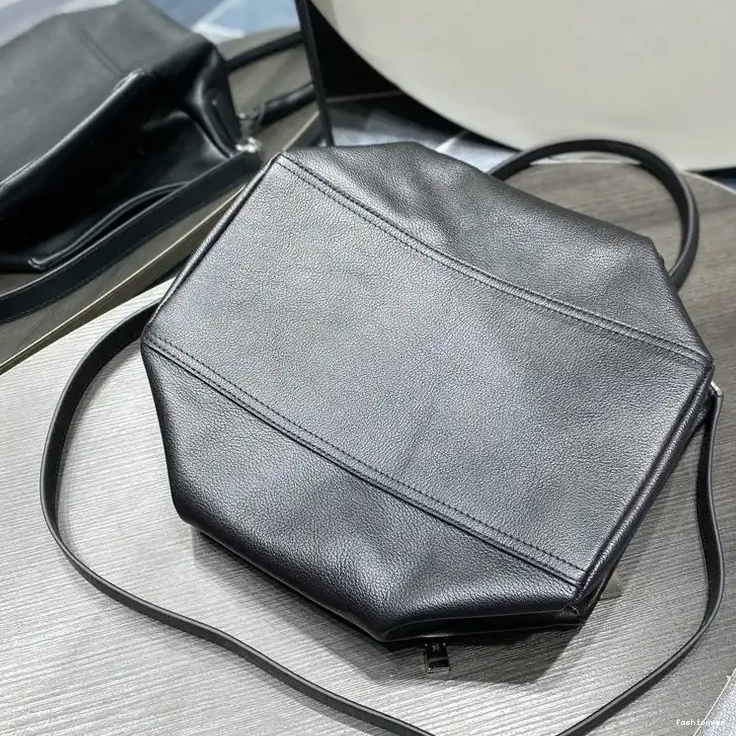 Fashionrepsfam ru Givenchy 2209SW0044 Bag 0715
